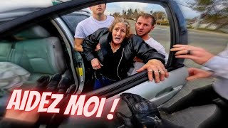 😱ELLE FAIT UN GROS ACCIDENT ET UN MOTARD VIENT LAIDER 😱 panique [upl. by Edette178]