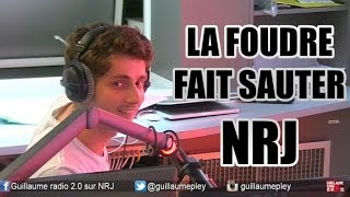 NRJ frappé par la foudre en direct [upl. by Argella]