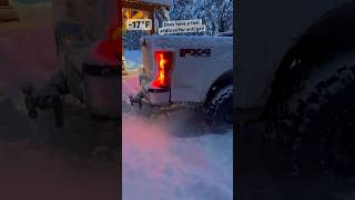 17 Powerstroke Cold Start BEST DIESEL YOU CAN BUY [upl. by Jasper626]