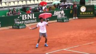 Novak Djokovic and the little Pink Umbrella Insieme per Federico [upl. by Eiznekam]