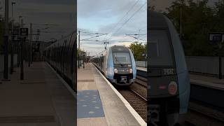 Départ en pleine balle d’une Z50000 en gare de Achères ville ￼ idfm train z50000 sncf train [upl. by Aveneg793]