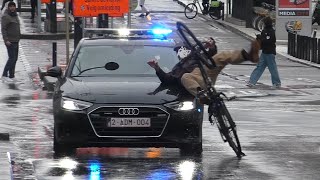 Politie Audi AOB krijgt aanrijding met fietser tijdens spoedrit [upl. by Burck]