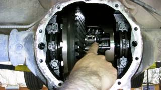 GM locking differential  how it works [upl. by Lelia]