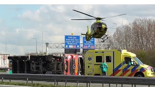 Vrachtwagen kantelt bij eenzijdig ongeval op A15 bij Barendrecht  Hulpdiensten massaal opgeroepen [upl. by Netsoj55]