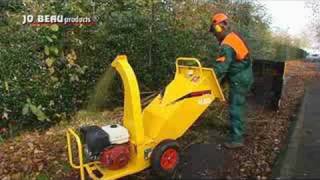 Jo Beau M300 prochipper  woodchipper [upl. by Sudaorb]