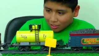 Juguete de Super Tren Gigante  Super Giant Toy Train [upl. by Oaoj]