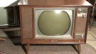 Watch a 1966 Zenith roundie Color TV [upl. by Etteloiv]