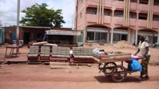 Voyage Humanitaire au Burkina Faso en 6 mois partie I [upl. by Netsruk]