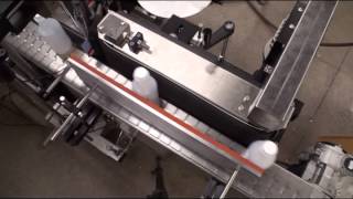 Clutch Brake Labeler  Packaging Line Labeling Machine [upl. by Eidnil]