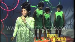 Aretha Franklin quotDo Right Womanquot Merv Griffin Show 1967 [upl. by Allehc]