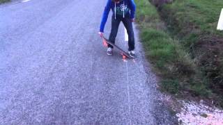 Faire un Ollie en skateboard  Figure de base skate  Explications et démo [upl. by Notsle]