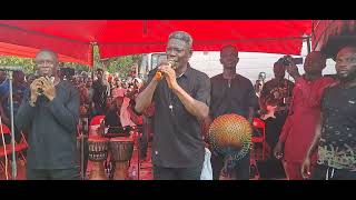 Abrante3 Agya Koo made brong ahafo Drobo people very happy 😊 😃 with Odehyie Keff on guitar [upl. by Nnail]