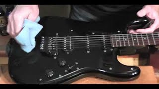 How to Clean amp Polish a High Gloss Electric Guitar [upl. by Gladis]