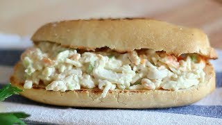 Sandwich de crabe et crevettes  Recettes du monde entier [upl. by Arabel39]