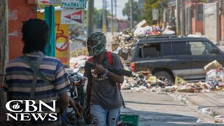 Author Mitch Albom Details Harrowing Experience Escaping Haiti in Dark of Night [upl. by Stockton]