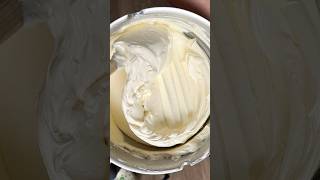 How to store your buttercream buttercream swissmeringuebuttercream [upl. by Anua]