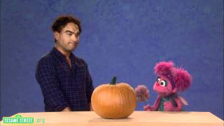 Sesame Street Johnny Galecki Explains the Word Transform [upl. by Nnyw]