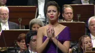 NEUE STIMMEN 2013  Final Sierra sings quotEccomi in lieta vestaquot I Capuleti e i Montecchi Bellini [upl. by Oram542]