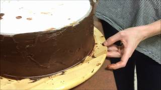 How to cover a cake with Ganache [upl. by Sheelah]