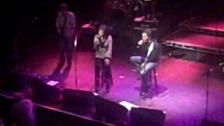 Robin Meade and Richard Marx Sing I want to Know what love is [upl. by Ansilma]