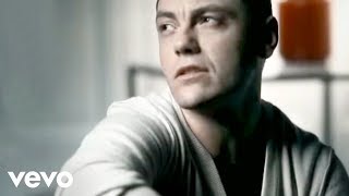 Tiziano Ferro  E Fuori È Buio [upl. by Cesar]