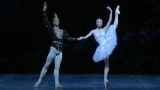 Svetlana Zakharova amp Roberto Bolle  La Bayadere Pas de Deux La Scala [upl. by Samantha]