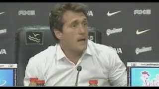 Guillermo B Schelotto se enoja con un periodista en plena conferencia de prensa [upl. by Macpherson]