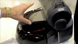 Robot Vacuum Can Empty Its Own Dust Bin [upl. by Rafaelof]