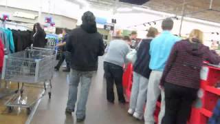 Black Friday 2013 Walmart threatened to arrest me for trespassing [upl. by Lim490]