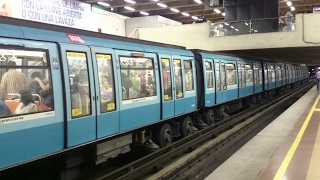 Metro en Santiago Hora Punta Subte en Chile Hora Pico [upl. by Alleiram]