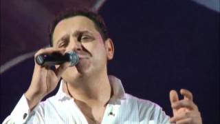 Ovidiu Komornyik  Esti mireasa vietii mele concert Chisinau 2009 [upl. by Nirok]