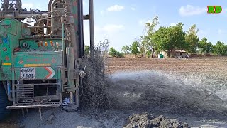 borewell water  820 फीट पे फुल पानी आया  Gujarat borewell  from borewell  Radhika drilling [upl. by Assinna547]