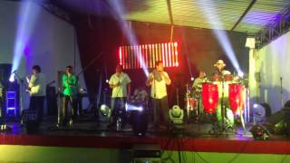 Cumbia Cobra  Punto y Aparte en vivo [upl. by Ever650]