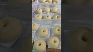 Final proofing donat siap di goreng donatlembut [upl. by Yenetruoc]