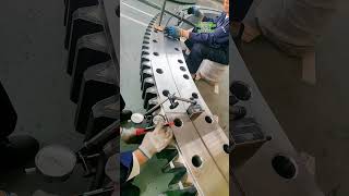 Superlarge diameter slewing support bearing bearing machinery maintenance [upl. by Gulgee]