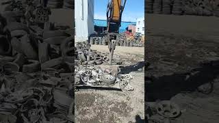 Disassembly of waste tire wheels automobile silkmill machine seamweldingmachine welding [upl. by Alilak]