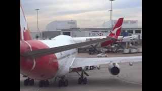 Qantas 747400 pushback at Sydney Airport [upl. by Pouncey]