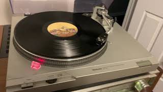 Technics SL D2 Turntable  Quick Review amp Test [upl. by Heti311]