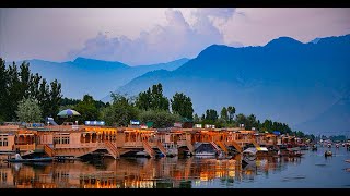 Houseboats in Kashmir  Houseboats on Dal Lake Kashmiri Houseboat video Kashmir Houseboats [upl. by Peatroy]