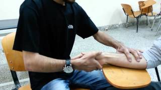 manual muscle testing extensor carpi radialis brevislongus and extensor carpi ulnaris [upl. by Goetz]