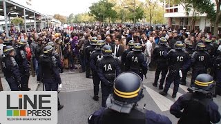 Déplacement houleux de François Hollande  La Courneuve 93  France 20 octobre 2015 [upl. by Nosyrb]