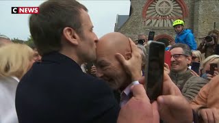 Européennes  le bain de foule au Touquet dEmmanuel Macron [upl. by Orlosky]