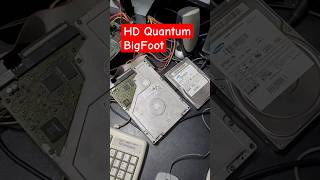 HD quantum bigfoot 21gb de 25 anos funcionando até hoje [upl. by Bradman]