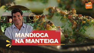 Mandioca com manteiga de bacon receita é feita no forno a lenha  Felipe Bronze  Perto do Fogo [upl. by Ninaj]