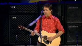 Paul McCartney  Blackbird Live [upl. by Yrtneg300]