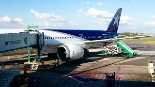 Landing  Buenos AiresEzeiza  LATAM Chile  B7879 [upl. by Sjoberg]