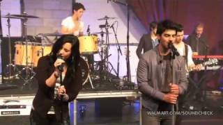 Demi Lovato amp Joe Jonas quotWouldn´t change a thingquot Live on Walmart Soundcheck [upl. by Christian671]