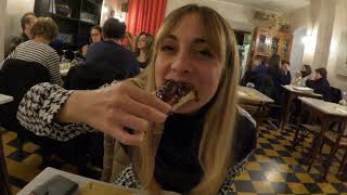 Cosa e dove mangiare a Bologna street food e osteria [upl. by Naig551]