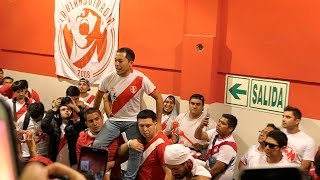 DESDE EL TÚNEL LA BLANQUIROJA DESPEDIDA PERÚ VS ESCOCIA [upl. by Vrablik536]