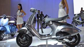 Piaggio und Vespa Scooter Neuheiten Eicma 2012 [upl. by Dorina573]